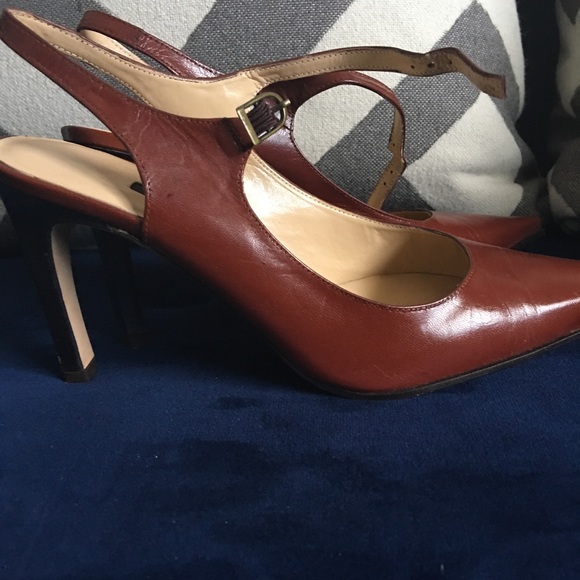 Hype leather pumps! Size 8/12 women’s shoe. - Picture 3 of 3